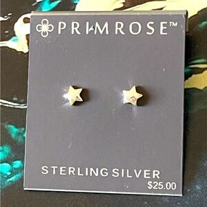 NWT ⭐️⭐️Sterling Silver star earrings (studs)